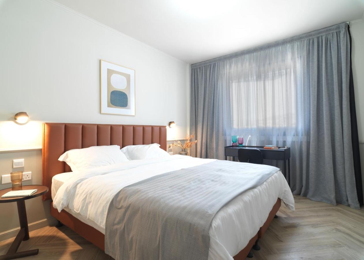 Liv The City Suites Adults Only Larnaca Exterior foto