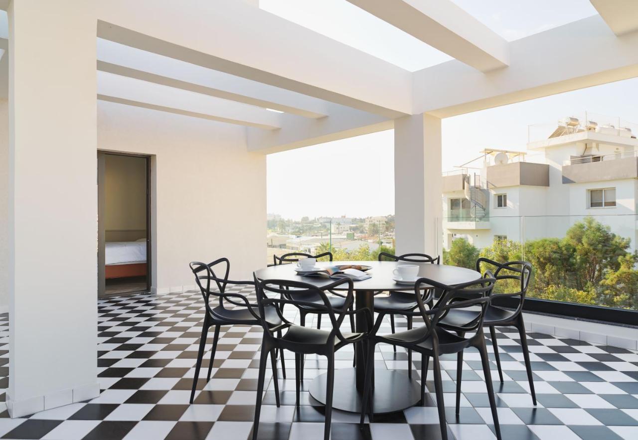 Liv The City Suites Adults Only Larnaca Exterior foto
