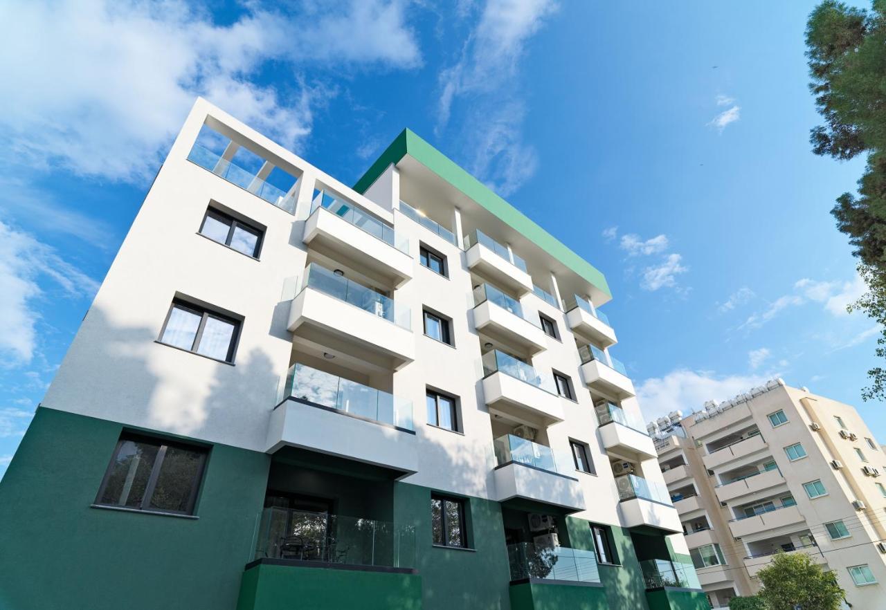 Liv The City Suites Adults Only Larnaca Exterior foto
