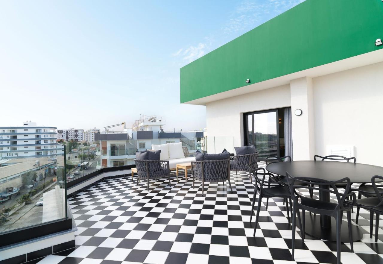 Liv The City Suites Adults Only Larnaca Exterior foto