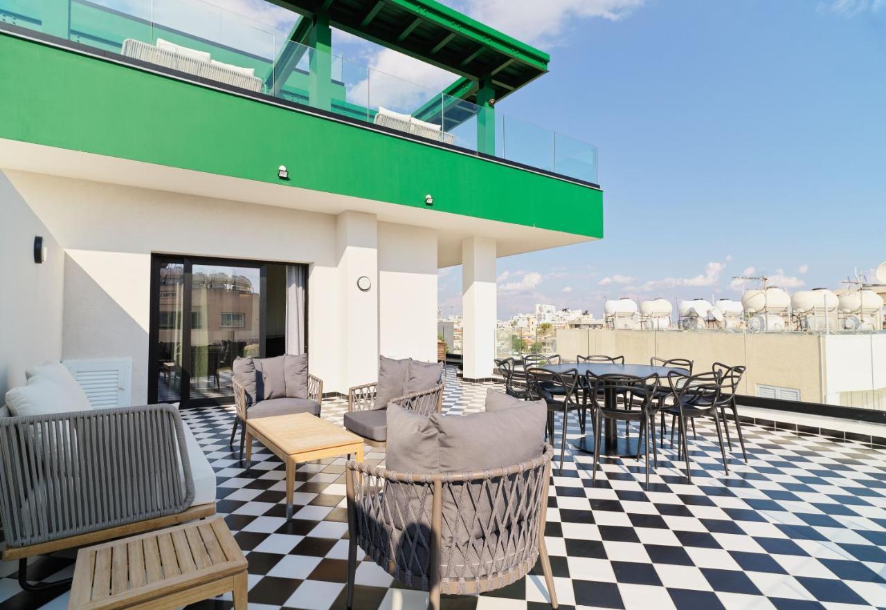 Liv The City Suites Adults Only Larnaca Exterior foto